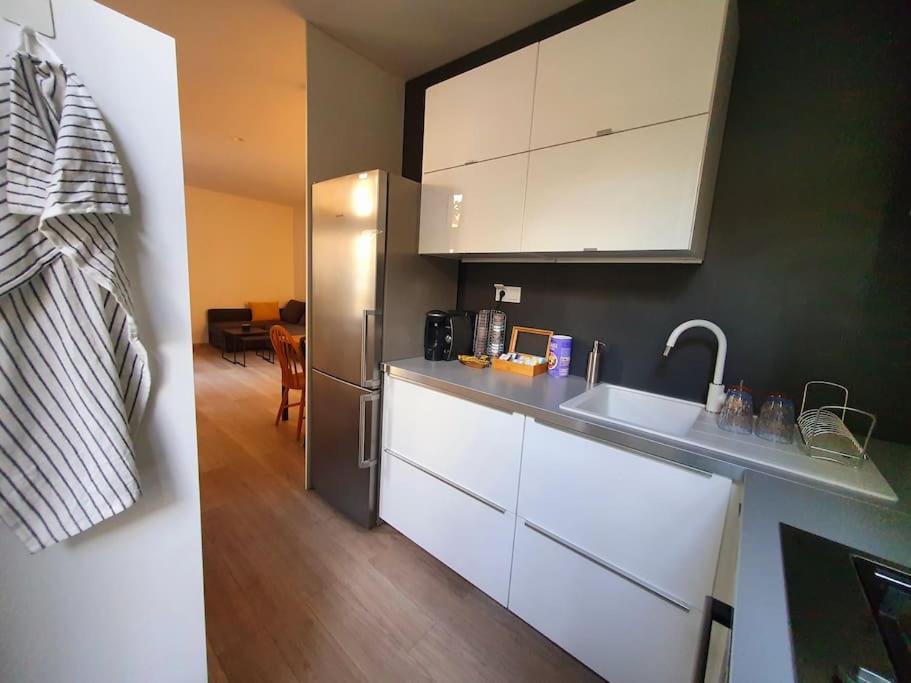 Lovely & Unique Apt In The Historic Center. Братислава Екстериор снимка